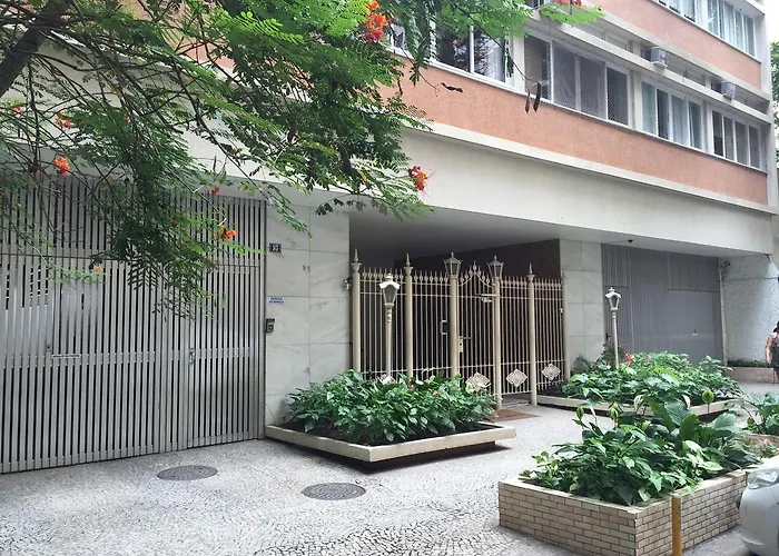 Copacabana Beach Amazing Lux 2 Bedroom Apartment Rio de Janeiro